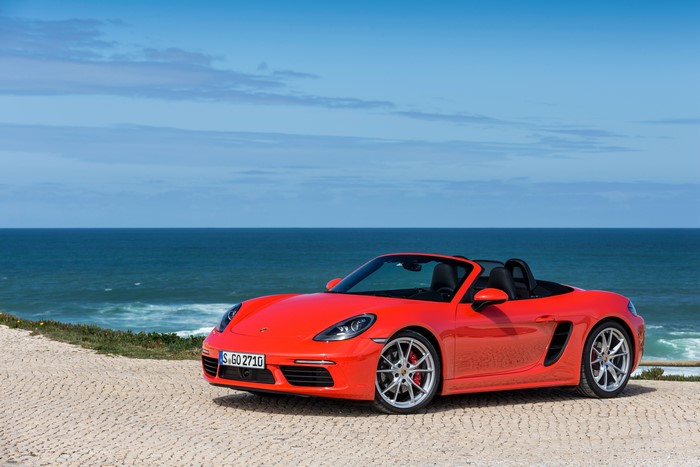 4K 2016 Porsche 718 Boxster Cabriolet on Coast