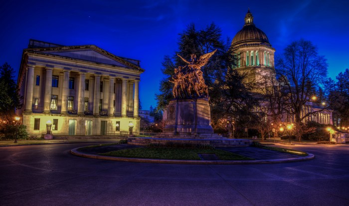 Washington State Capitol Building and Monument at Night