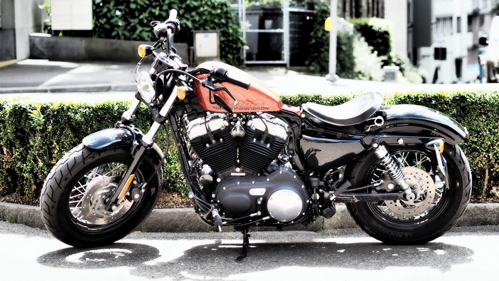 4K Harley-Davidson Iron 883 Motorcycle