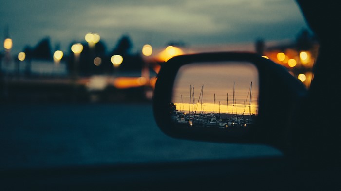 4K Night Reflection of Boats in Mirror