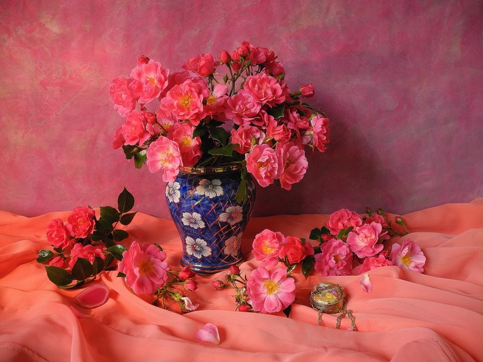 Still-life with pink roses in a vase