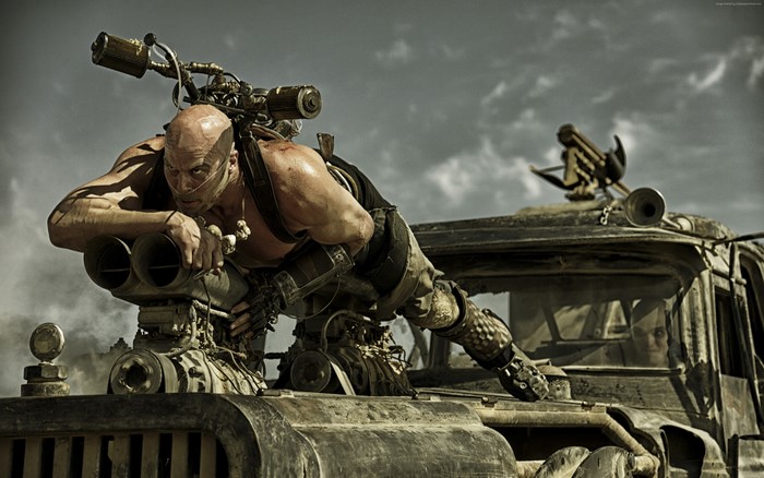 4K Mad Max: Fury Road Man on Vehicle