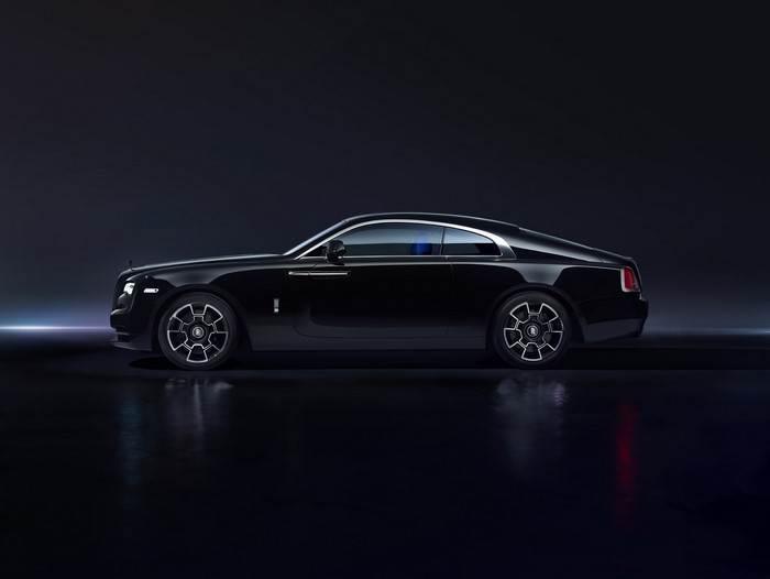 Black Rolls-Royce Wraith Coupe from the side