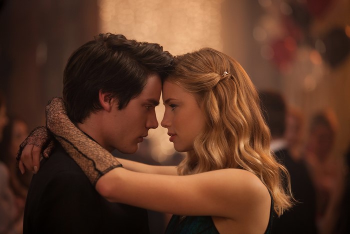Rose and Dimitri from Vampire Academy dancing