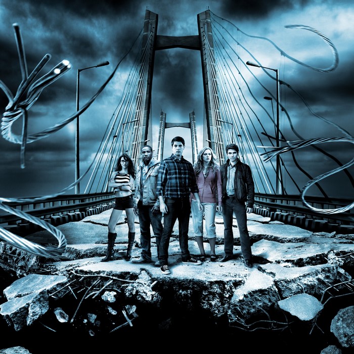 Final Destination 5 Cast on a Destroyed Bridge