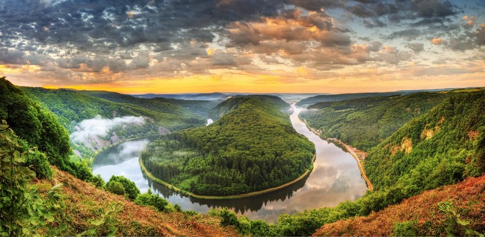 4K Mettlach Saar Germany River Forests Scenery