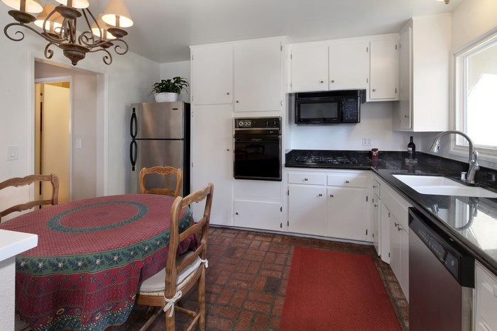 Kitchen with Dining Table and Chairs