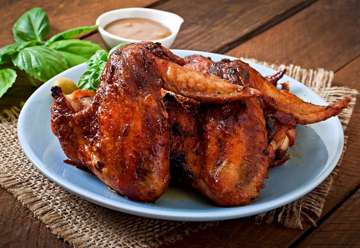4K Roast Chicken Wings on a Plate