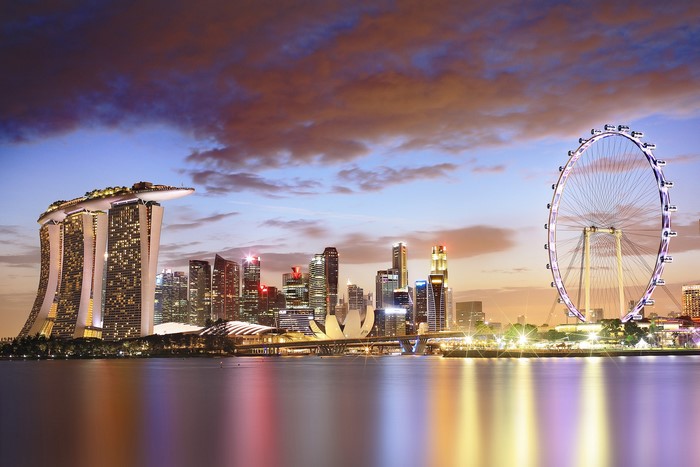 Marina Bay Sands and Singapore Flyer at dusk