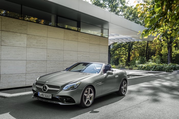 4K Mercedes-Benz AMG SLC-Class R172 Cabriolet