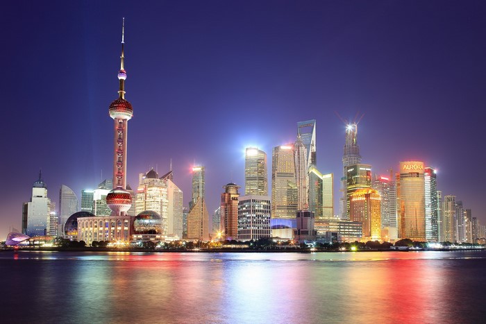 Shanghai skyline with Oriental Pearl Tower at night