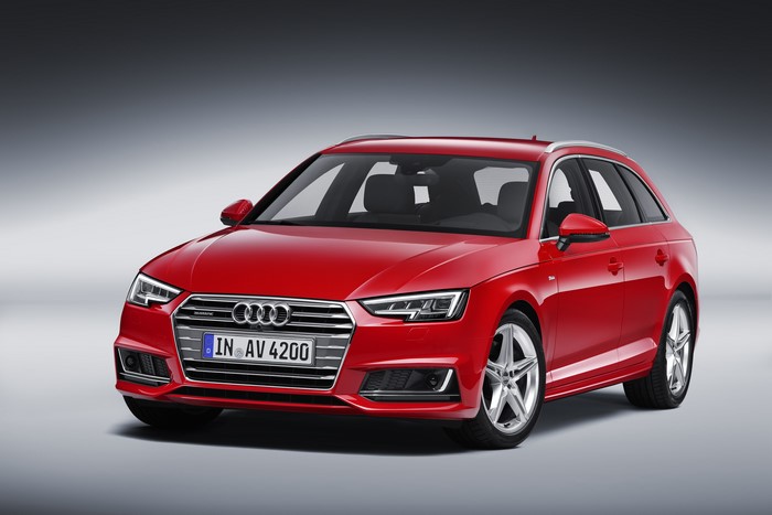 2015 Audi A4 Avant TDI quattro S line B9