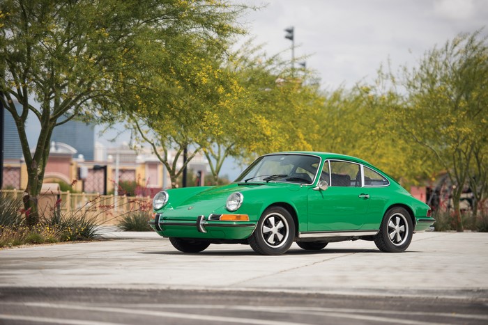 Green 1969-71 Porsche 911 E 2.2 Coupe