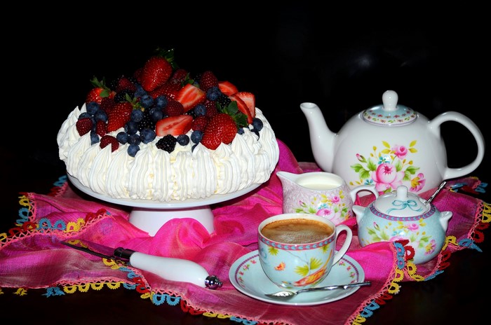 Pavlova with Berries, Coffee, and Tea Set