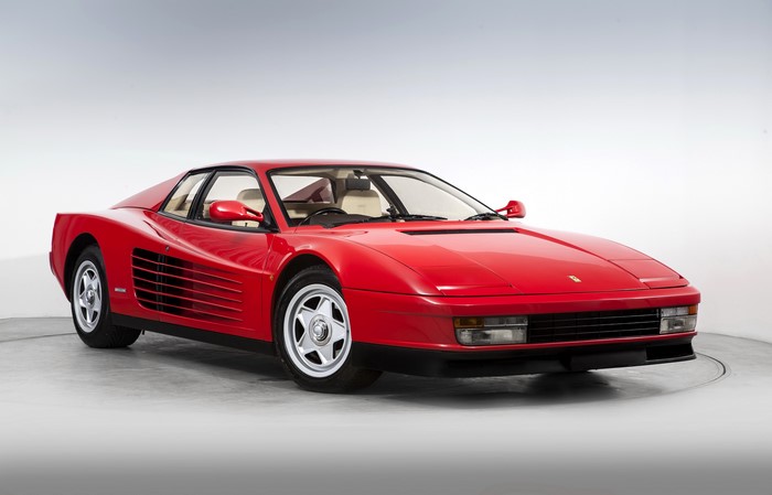 4K Red Ferrari 1987-91 Testarossa by Pininfarina