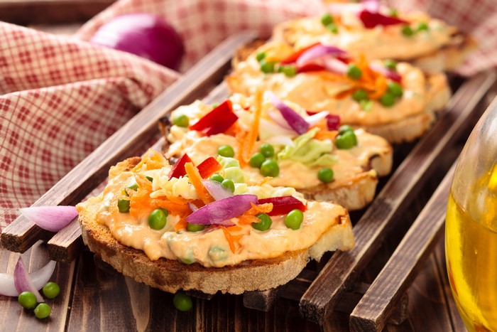 Vegetable Bruschetta with Red Onion and Peas