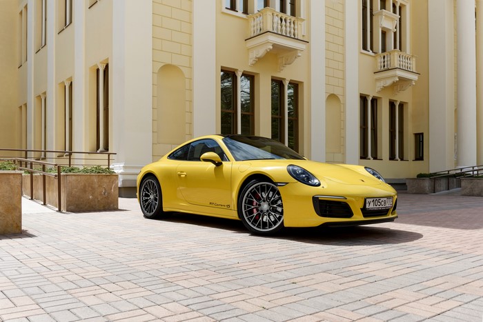 Yellow 2015-16 Porsche 911 Carrera 4S Coupe