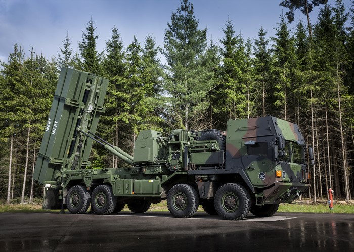 4K MAN SX Military Missile Launcher Truck