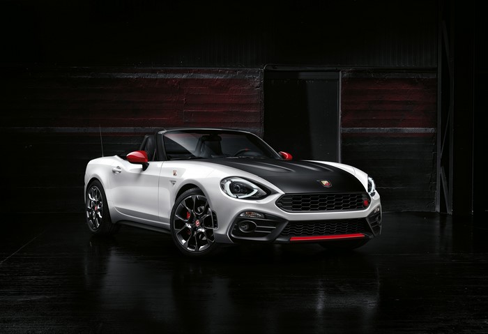 2016 Abarth 124 Spider Cabriolet