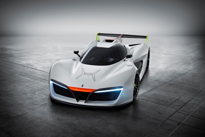 4K White Pininfarina H2 Speed Concept Car