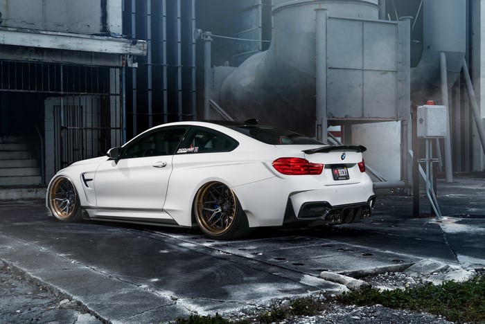 White BMW M4 F82 Tuning