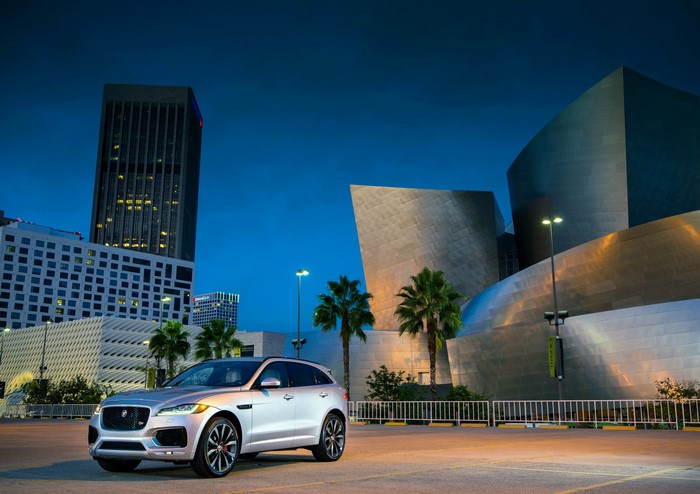 2016 Jaguar F-Pace R-Sport in Los Angeles
