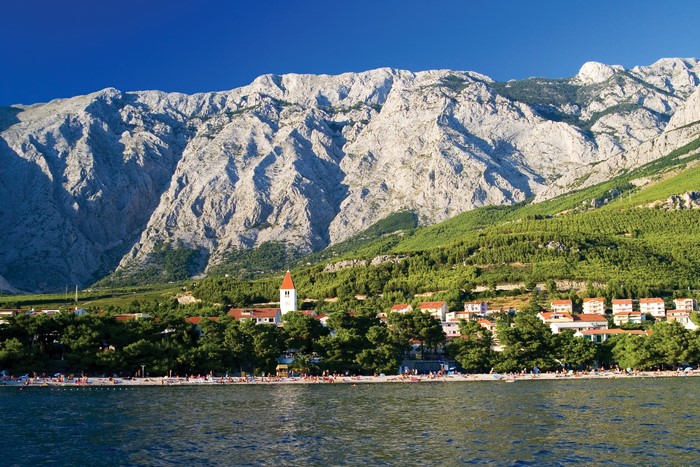 Promajna, Croatia: Coastal town with mountains and beach
