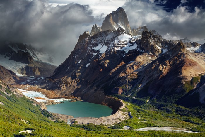 Fitz Roy Mountain and Laguna de los Tres, Argentina
