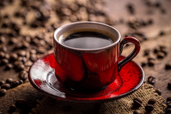 4K Coffee Cup with Beans