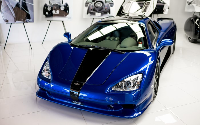 Blue SSC Ultimate Aero by William Stern