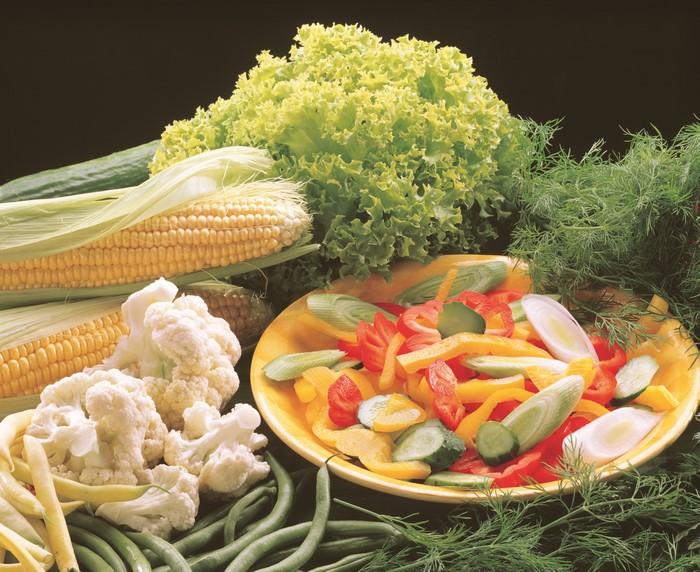 4K Vegetables with Corn, Dill, and Salad