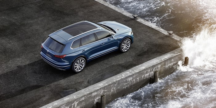 Volkswagen T-Prime GTE Concept car by the sea