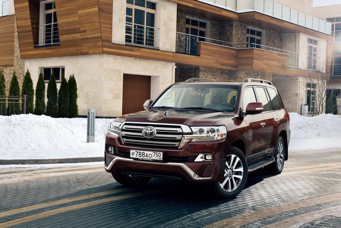 4K 2016 Toyota Land Cruiser 200 Executive