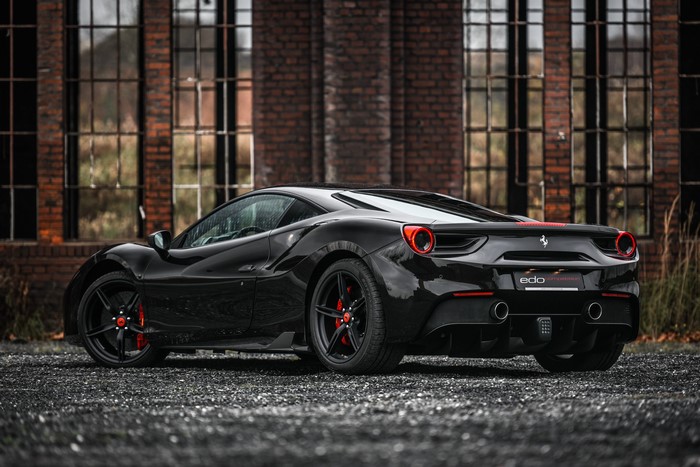 Black Ferrari 488 GTB
