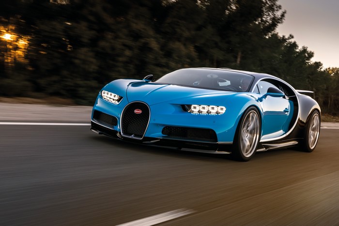 Bugatti Chiron in motion