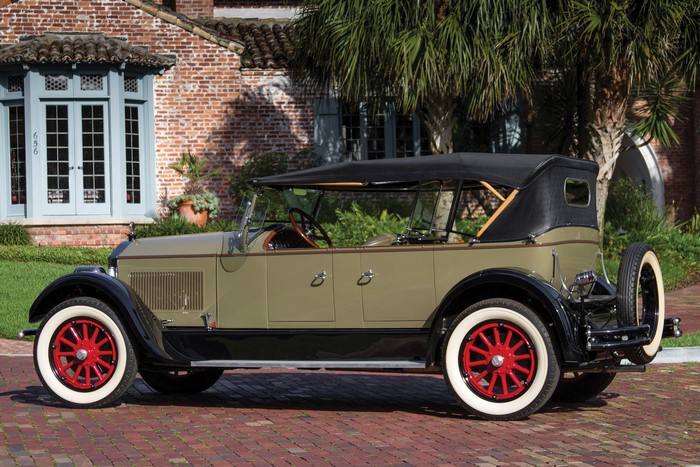 1927 Pierce-Arrow Model 80 4-passenger Touring