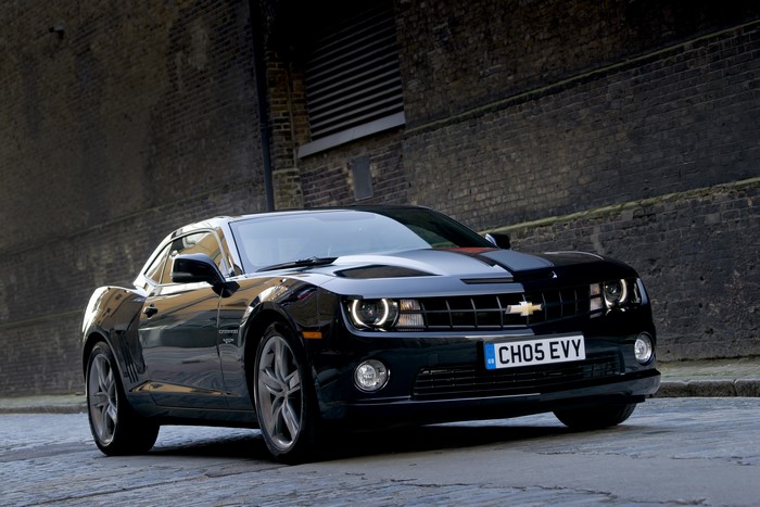 Black Chevrolet Camaro RS