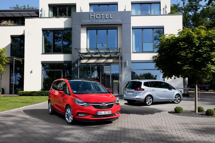 Opel Zafira at Hotel Burg Schwarzenstein