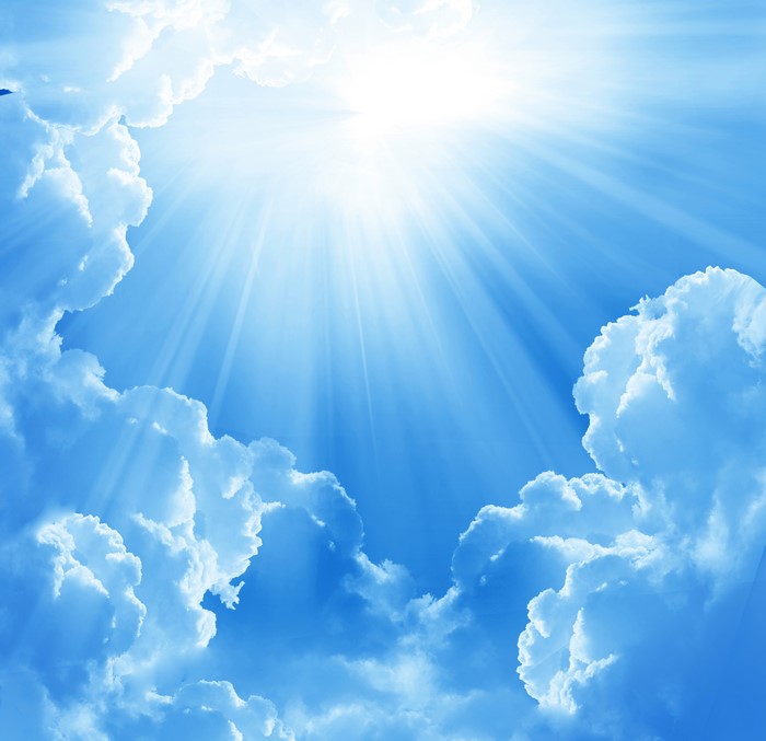 4K Bright Blue Sky with Radiant Sun Rays