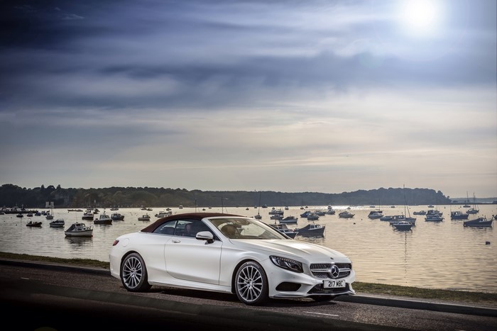 4K Mercedes-Benz S 500 Cabriolet AMG line by the water