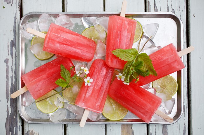 Watermelon popsicles with lime and ice