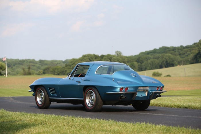 1967 Chevrolet Corvette Sting Ray C2 back view