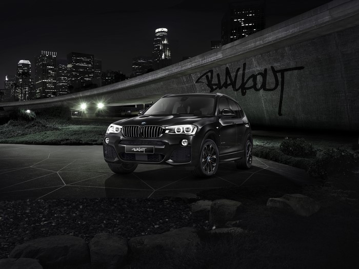 Black BMW X3 F25 at Night
