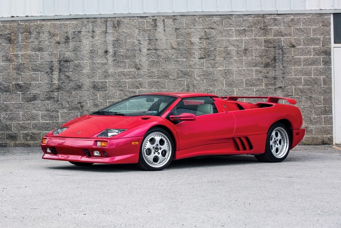 Red 1999-2000 Lamborghini Diablo VT Roadster