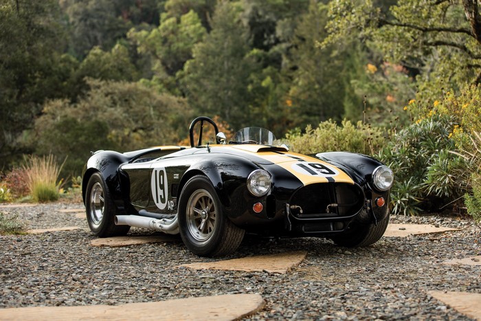 1965 Shelby Cobra 427 in Black and Yellow
