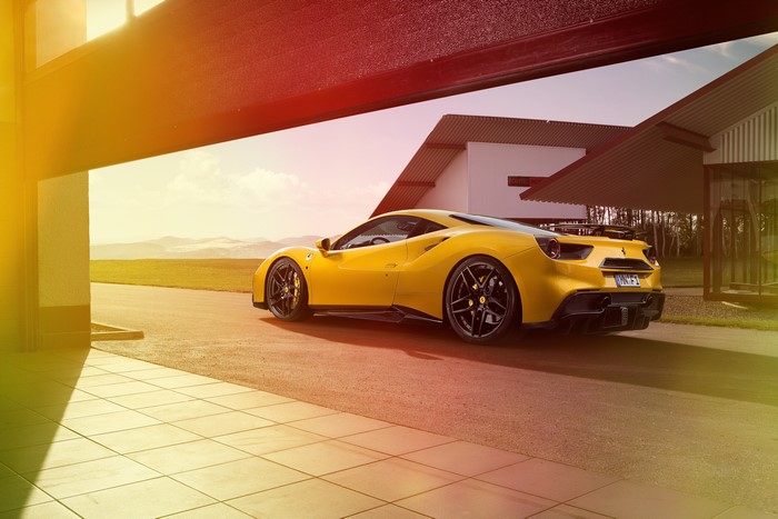 Yellow Novitec Rosso 488 GTB Ferrari