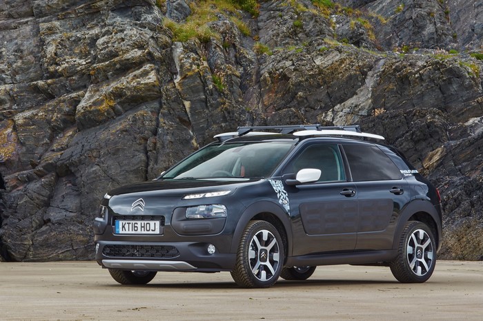 Citroen C4 Cactus Rip Curl on a beach