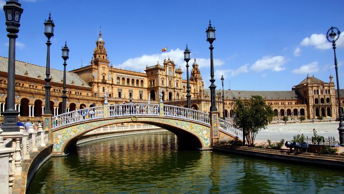 4K Sevilla Plaza de Espana Spain Rivers Bridges Street lights Palace