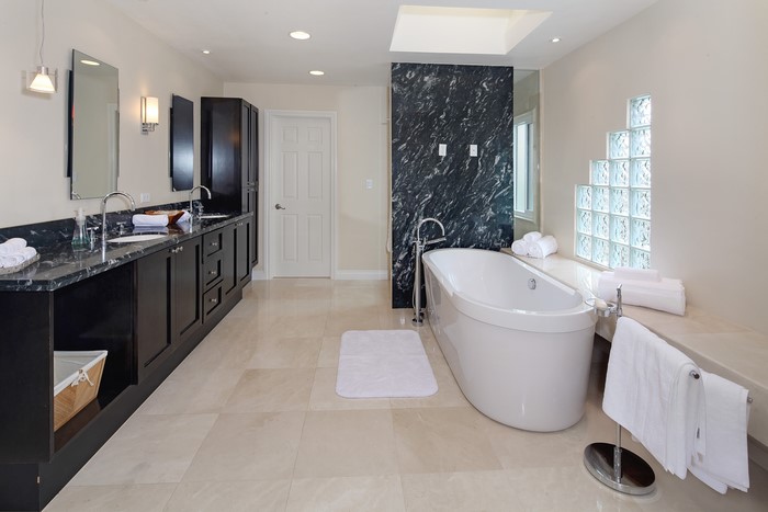 Modern Bathroom with Bathtub and Double Vanity