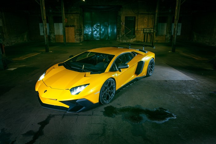 4K Lamborghini Aventador LP 750-4 SV